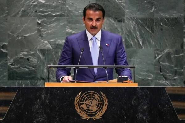 أمير قطر: نقف إلى جانب لبنان وشعبه ومؤسساته وعلى "إسرائيل" الانسحاب من الجنوب