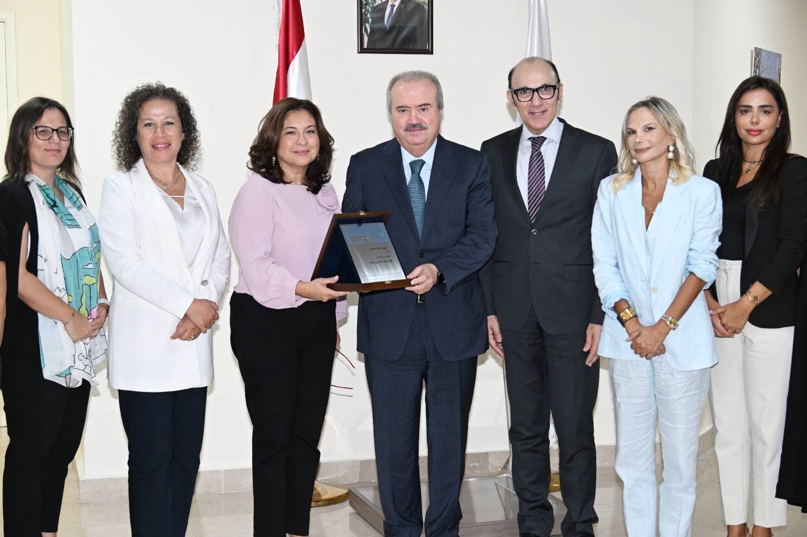 جابر التقى وفد معهد باسل فليحان ووزير العدل
وتابع مع ممثل صندوق النقد نتائج لقاءاته مع المسوؤلين