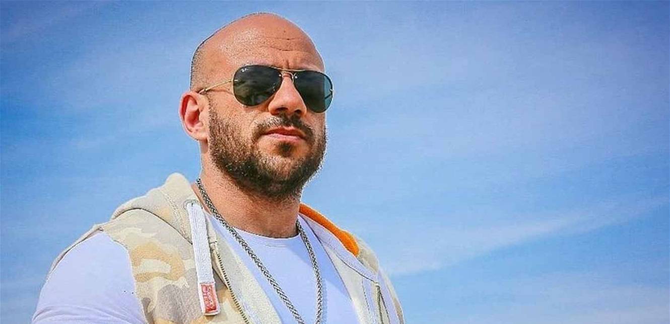 كشفت المستور.. طليقة فنان شهير تتحدث عن أزمة طلاقهما