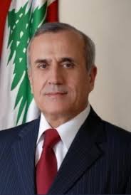سليمان: بعض اللبنانيين يكرر خطأ الرهان على الخارج وتجاهل اعلان بعبدا
