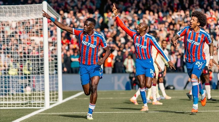 هل تتكرر معجزة ليستر؟... كريستال بالاس
