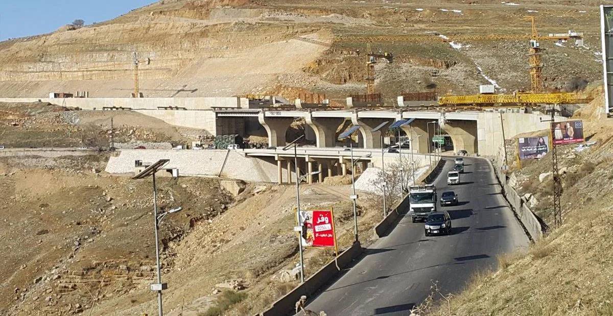 أين اصبح مشروع الأوتوستراد العربي من طرابلس الى العبوديّة؟
ولماذا غيّب في برامج وزارة الاشغال؟