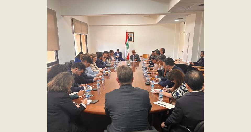 البساط تابع مع ممثلي الدول المانحة الأولويات في مشاريع الدعم