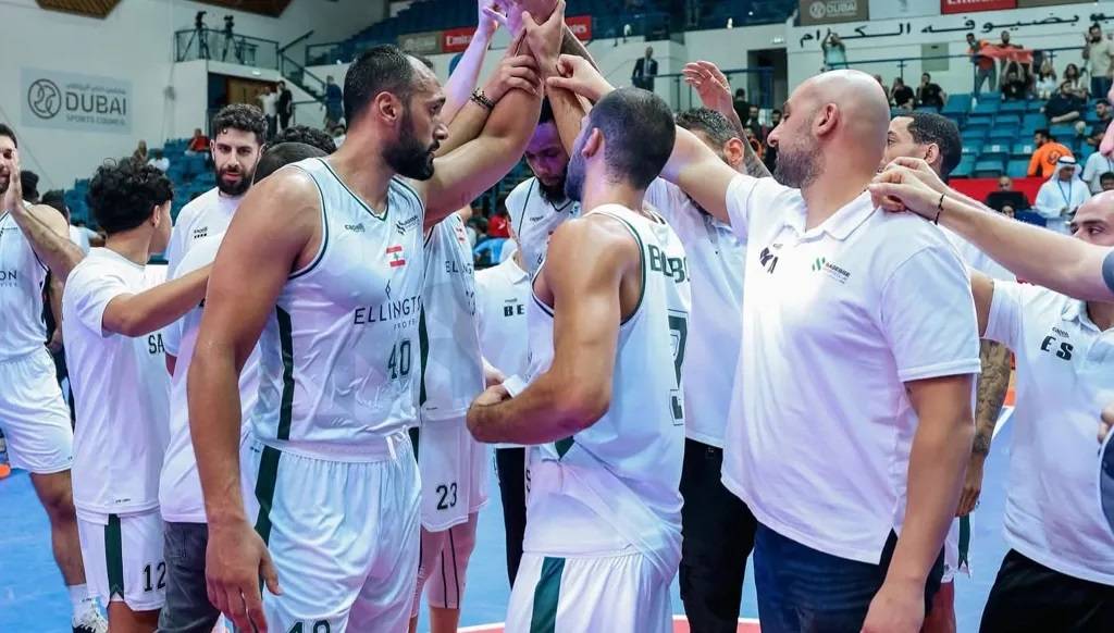 "الحكمة" بيروت يكتسح السيب العماني ويتأهل إلى ربع النهائي