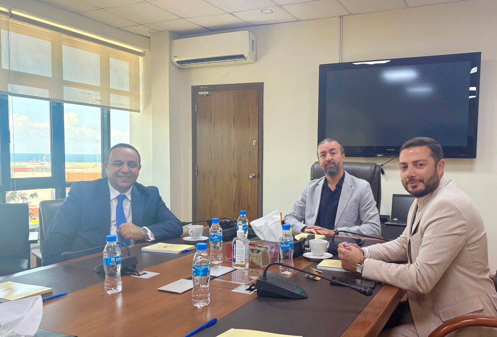 فتوح عرض مع عيتاني اطر
تعزيز الروابط مع القطاع المصرفي