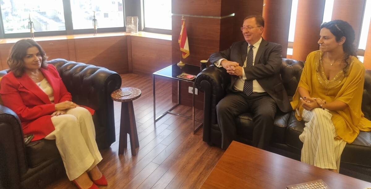 كاول: بريطانيا ملتزمة بالعمل مع لبنان
لدعم المحتاجين وتعزيز الحماية الاجتماعيّة