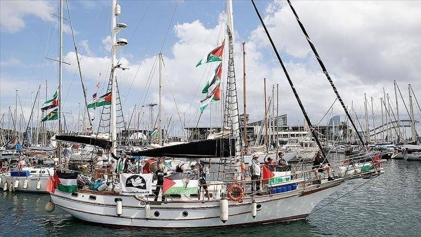 إسبانيا تدعو أسطول الصمود لعدم دخول منطقة الحظر التي فرضتها "إسرائيل"
