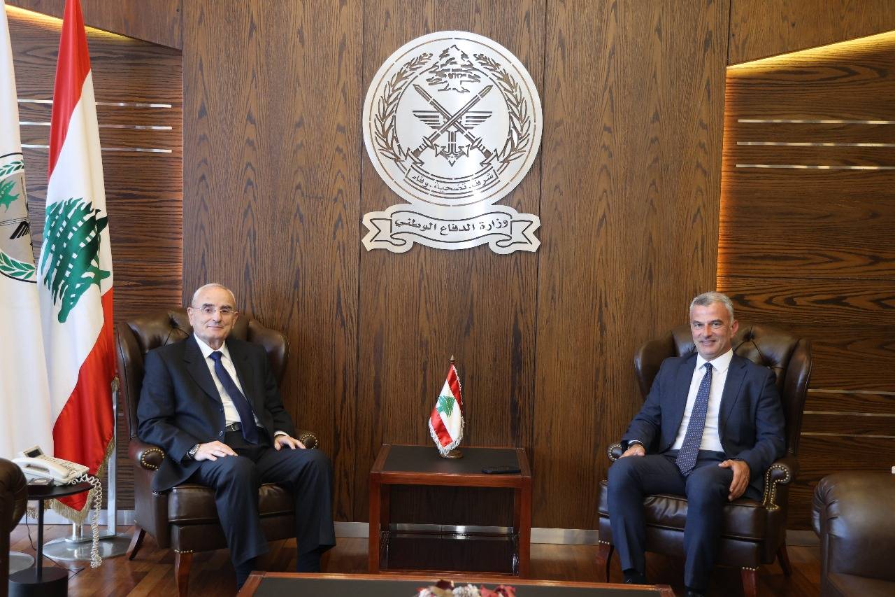 إستقبالات وزير الدفاع