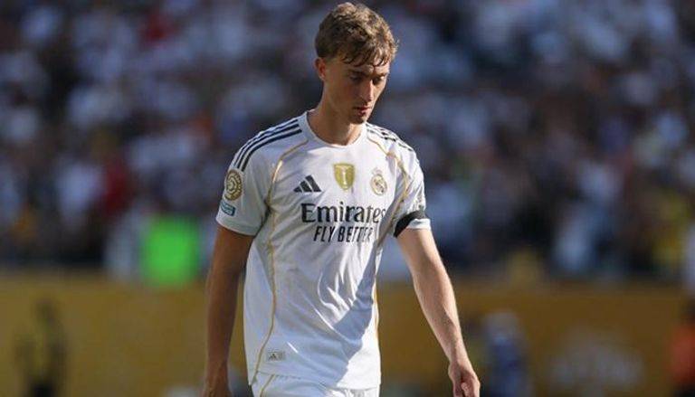 مفاجأة... دين هويسن يصعق ريال مدريد قبل الكلاسيكو