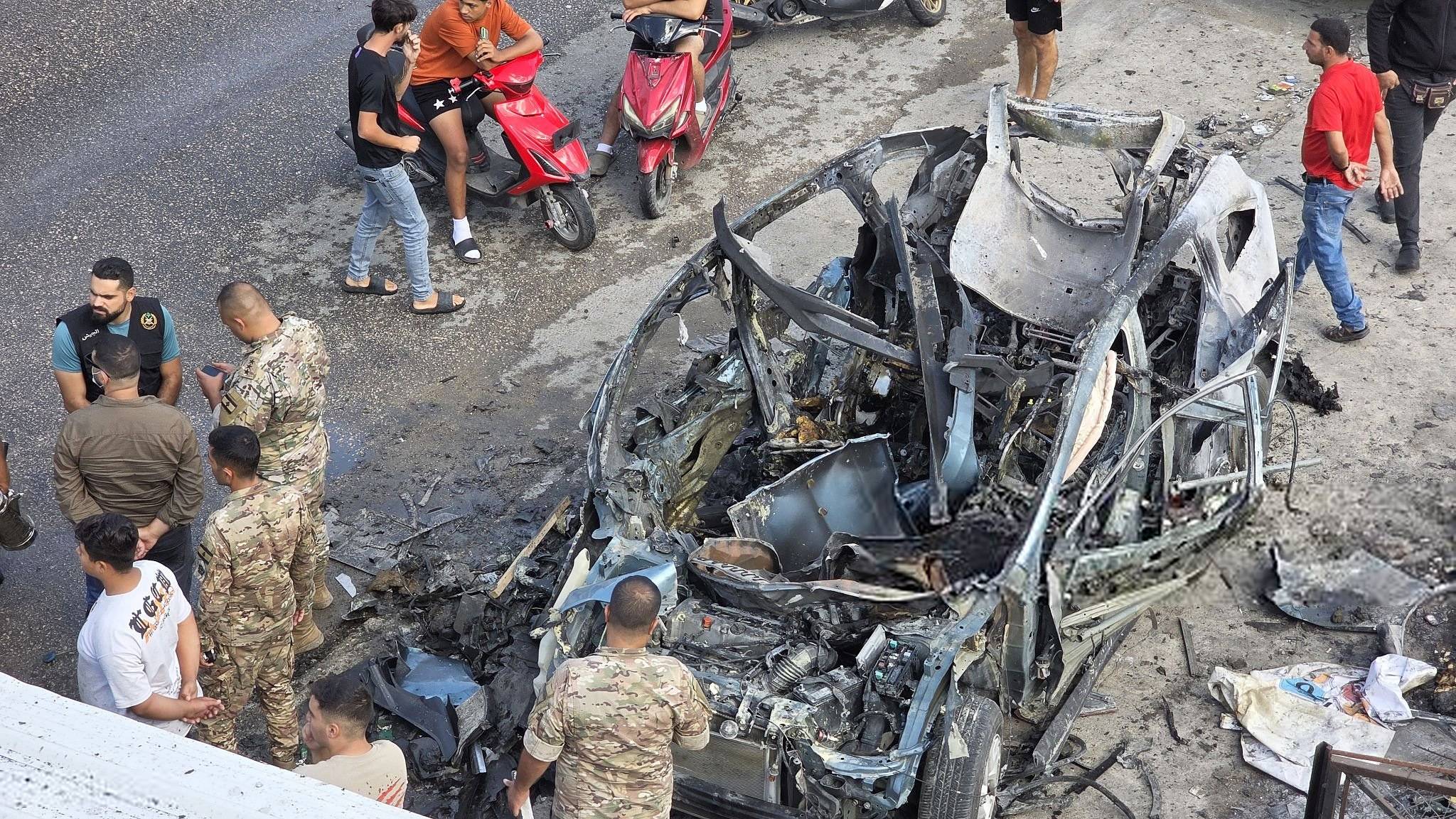 إحتواء أزمة «رسالات»... وهيكل يتحدّث عن غياب الدولة جنوباً
تقرير الجيش «مُمتاز»... ويُشيد بتعاون أهل الجنوب
الانتخابات «تكهرب» الأجواء بين سلام و«القوات» و«الكتائب»