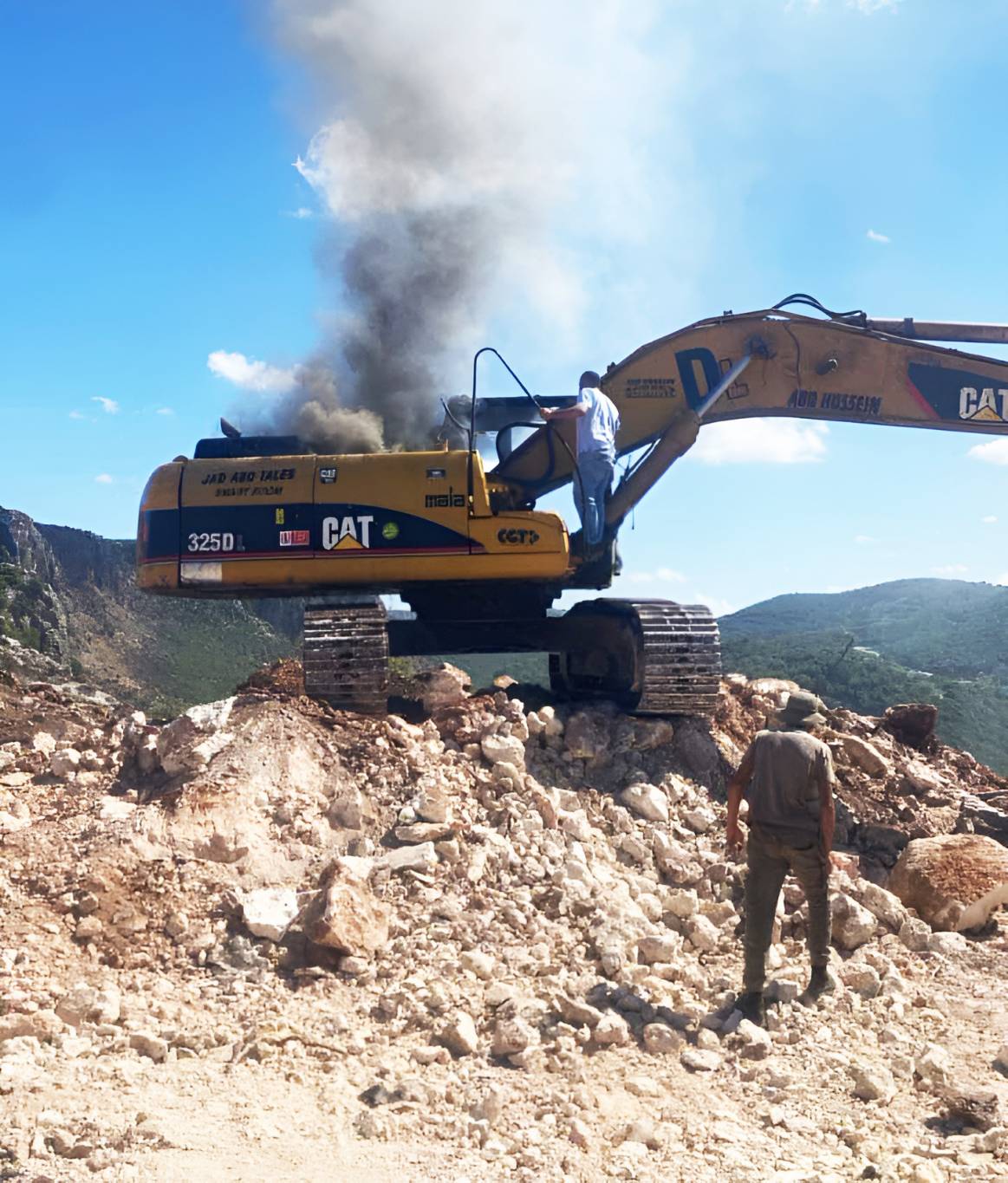 تسويات كبرى تقترب... و«المخيمات» في قلب الحدث
جنبلاط في بعبدا: المختارة عنصر اساسي في اي تسوية
زيارة البابا المرتقبة: استعدادات أمنية غير مسبوقة... وبارقة أمل