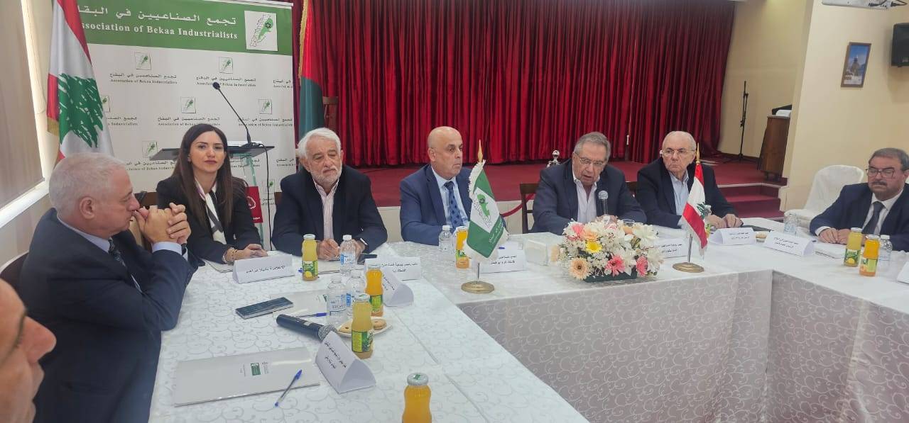 الزعني في لقاء صناعي: مطلبنا الأساسي خفض التكاليف التشغيلية