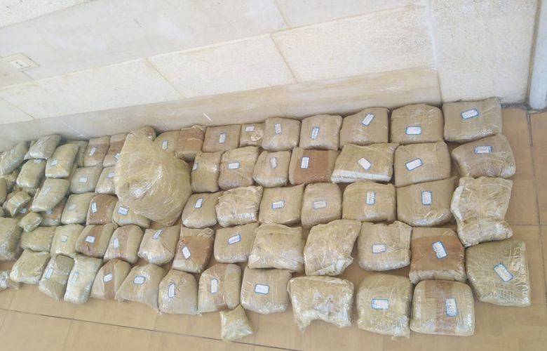 الجيش يواصل ملاحقة المتورطين في الاتجار بالمخدرات ويضبط كمية كبيرة منها