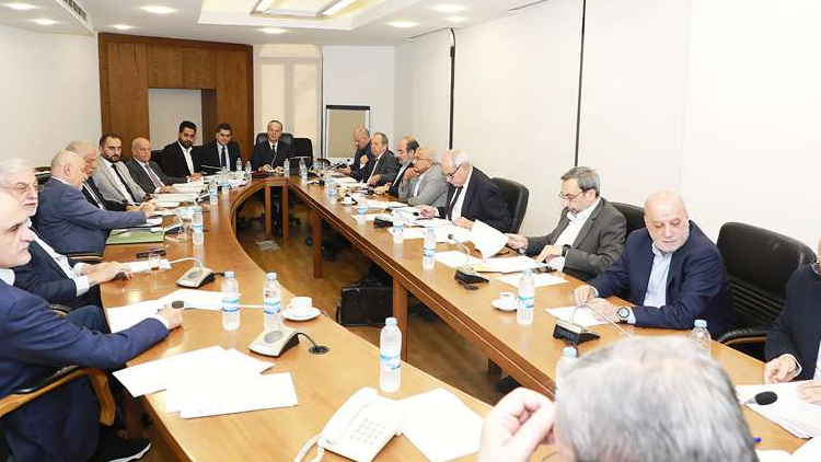 الإدارة والعدل أقرّت 3 اقتراحات قوانين
وأبقت على اقتراح قانون الإعلام لمتابعة مناقشته