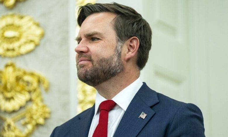 فانس: روسيا وأوكرانيا غير مستعدتين بعد لتسوية النزاع