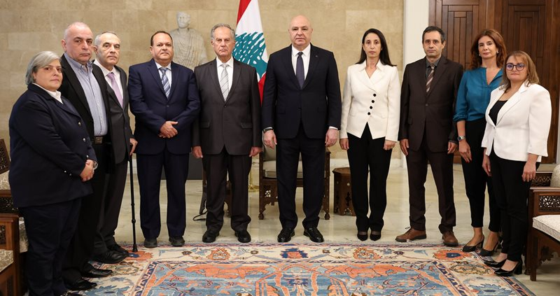 عون: لبنان الجديد سيُبنى على العدالة والحقيقة... وقضية المفقودين تتجاوز الإنتماءات السياسيّة والطائفيّة
لبنان يضع خبرته الثقافيّة والتربويّة في خدمة الفرانكوفونيّة من أجل بناء عالم أكثر عدالة وتضامناً