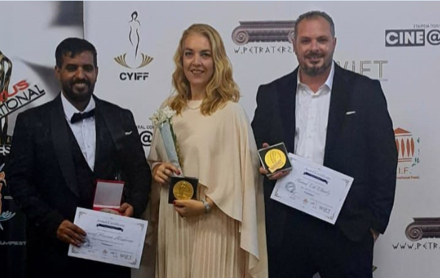 تكريم المخرج أحمد البابلي في مهرجان الإسكندرية..وتتويج جديد لرحلة فيلم "تشويش" العالمية