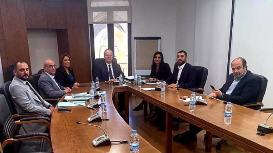 "نضال لأجل الإنسان" تطالب بحماية المرضى والمسنين في السجون اللبنانية