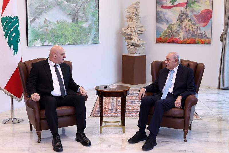 عون يستقبل بري