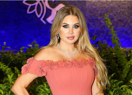 إيفا مقدسي تتألّق عالميًا بلقب «الشخصية النسائية الأيقونية لعام 2025»