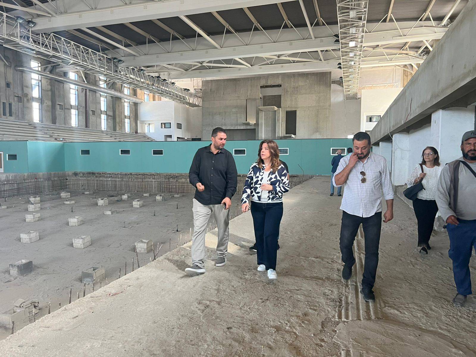 وزيرة الشباب والرياضة جالت في المسبح الاولمبي في ضبيه