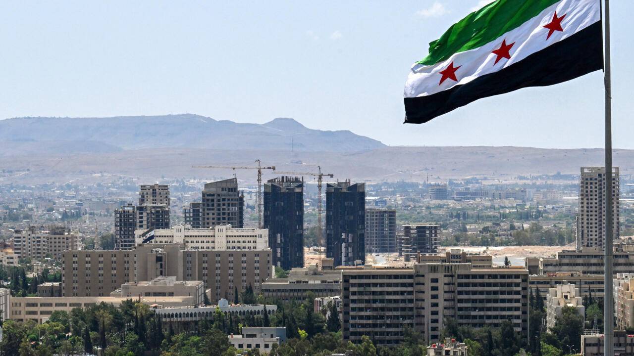 سوريا توقع اتفاقية لإنزال أول كابل بحري دولي