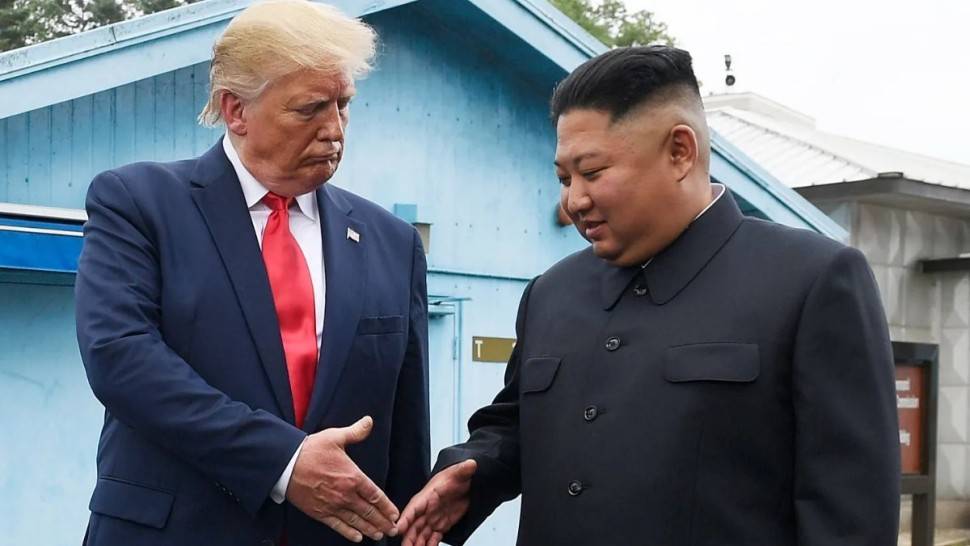 متوقعا لقاء اون قريبا
ترامب من كوريا الجنوبية: لم آت إلى هنا لأرى كندا