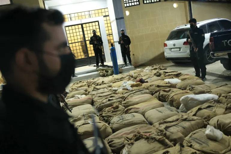سوريا تضبط 11 مليون قرص كبتاغون قادم من لبنان