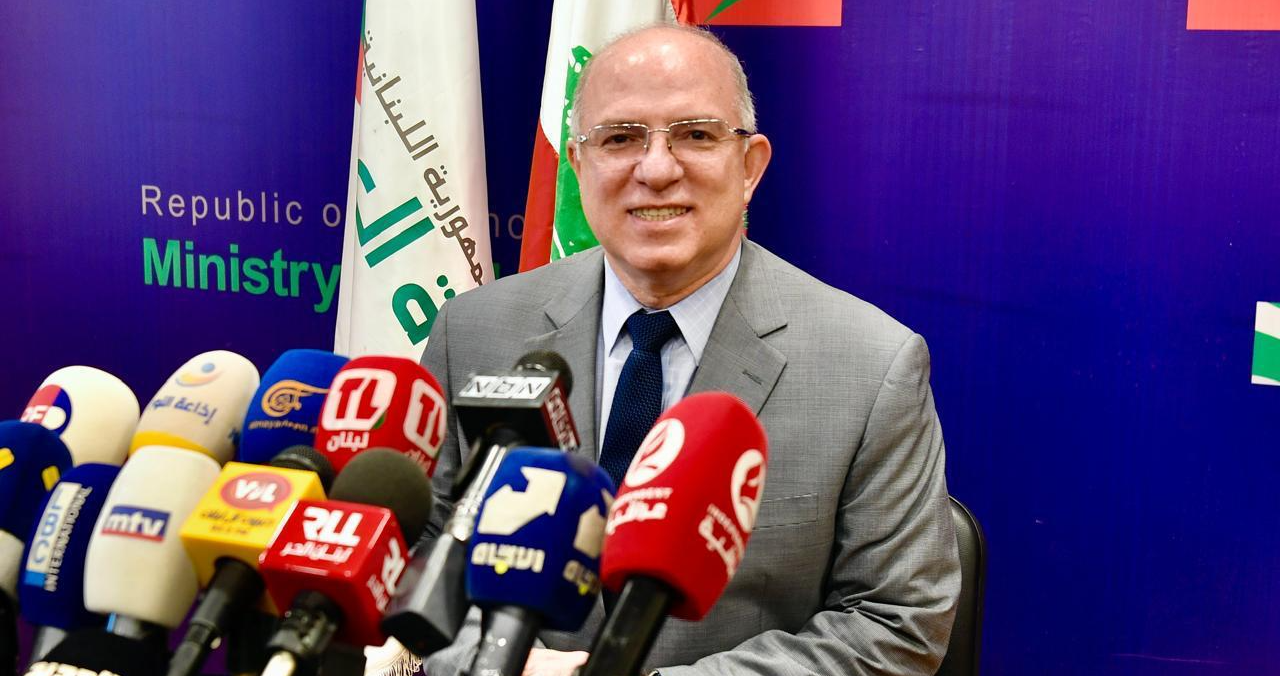 اجتماع تنسيقي بين وزير العمل والأمن العام
حول أطر تنظيم العمالة الأجنبية غير الشرعية