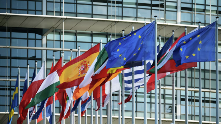 المركزي الأوروبي: معدل التضخم سيبقى
ضمن 2 بالمئة خلال العامين المقبلين