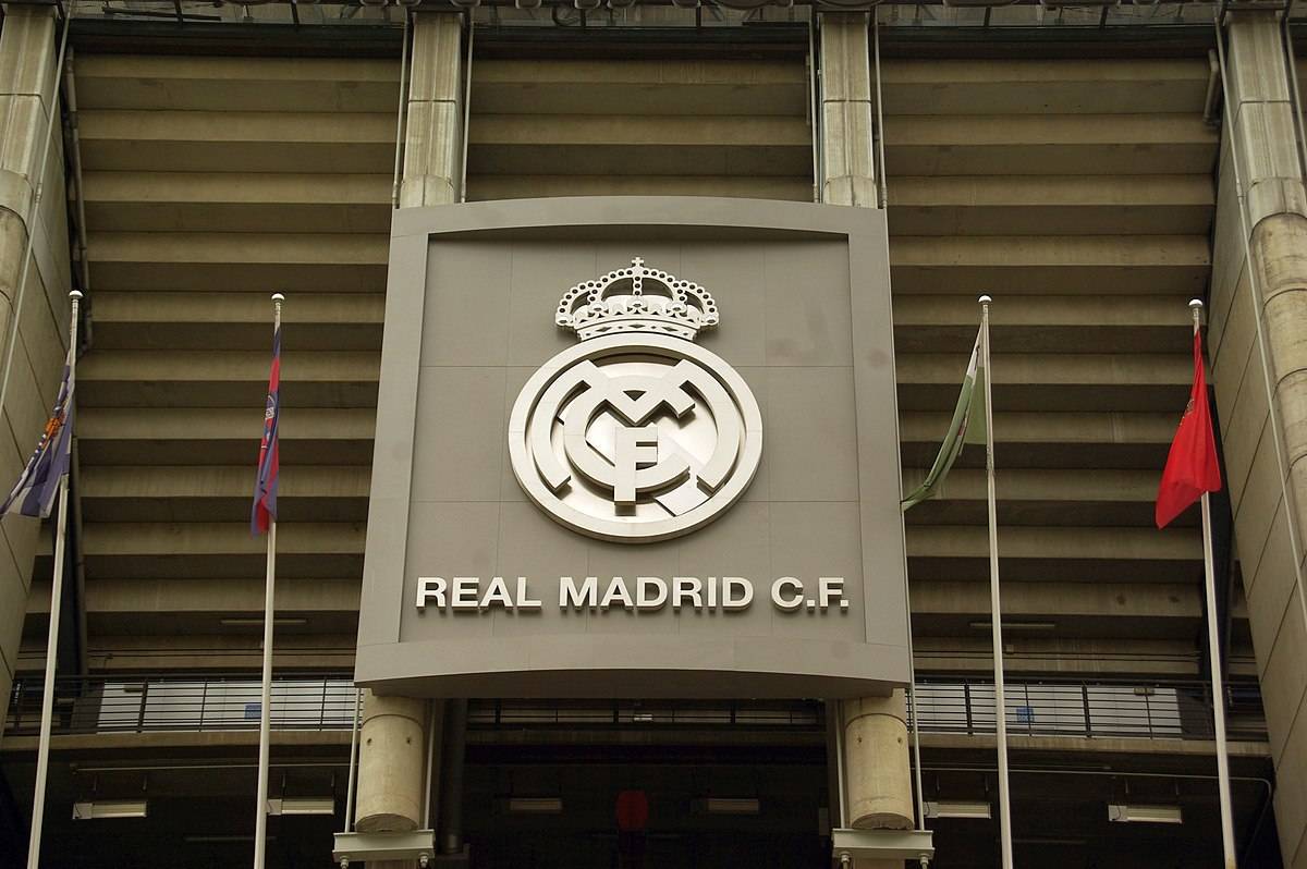 تعويضات خرافية... ريال مدريد يطلب 4 مليارات دولار من اليويفا