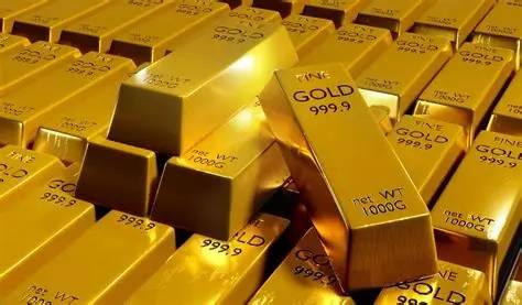 عقود الذهب ترتفع مع تراجع مؤشر الدولار