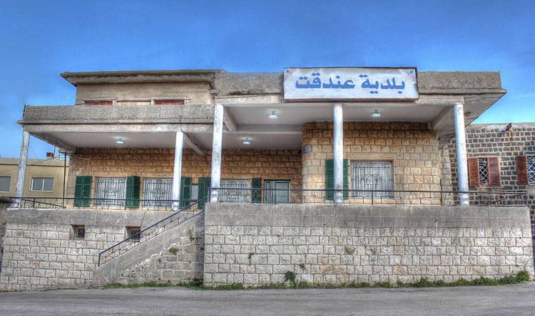 بلدية عندقت: التحقيق جارٍ لمعرفة متسبّبي الحريق الكبير