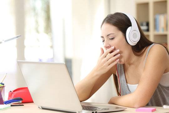 ألحان بطيئة… نوم أسرع! ما الذي كشفته الدراسة الجديدة؟