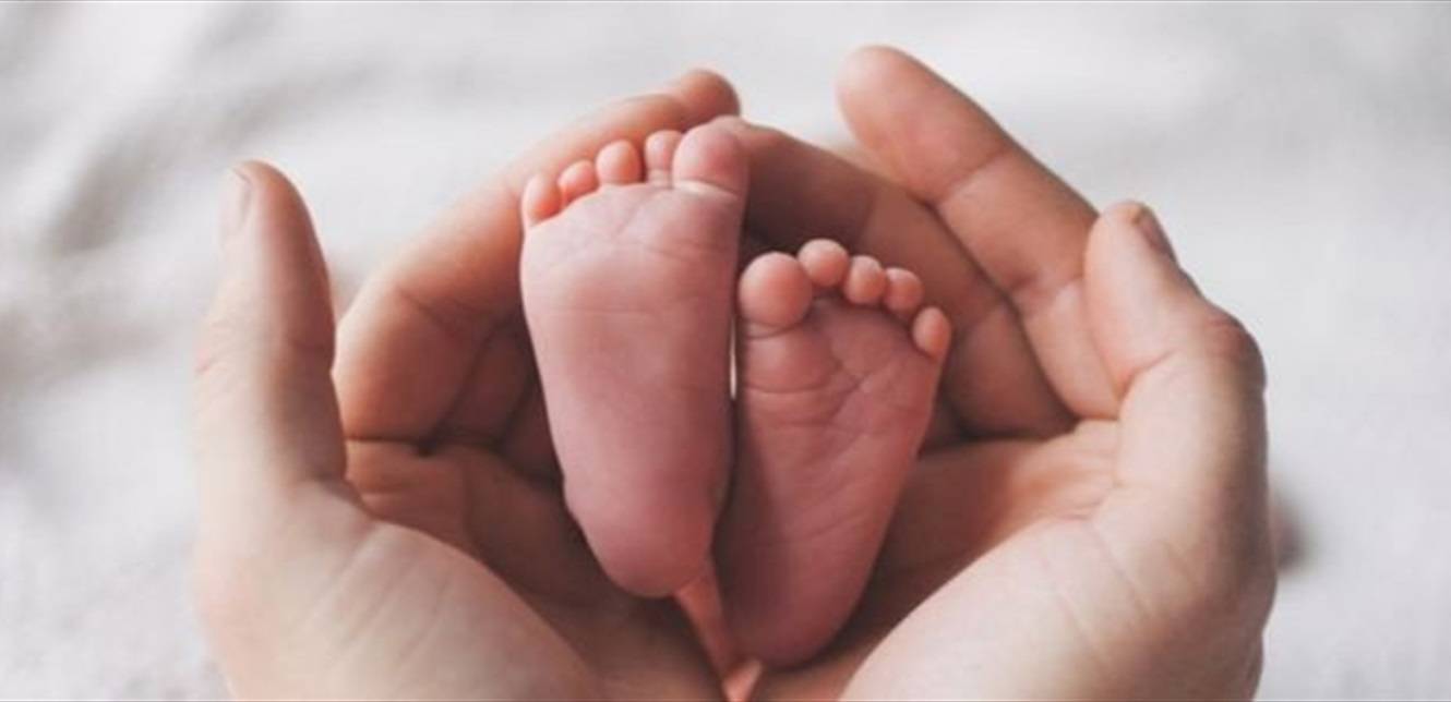 نجمة شهيرة تُرزق بطفلها الرابع.. وهكذا أعلنت الخبر
