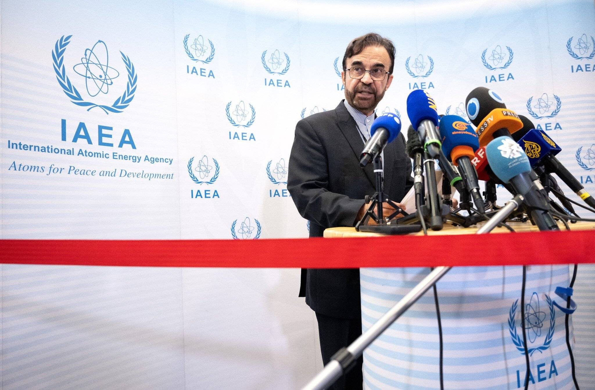 طهران: قرار الترويكا تسييس للملف النوويّ