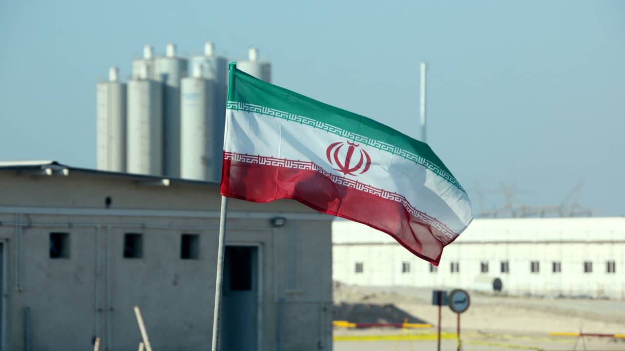 إيران على أعتاب قرار تاريخيّ