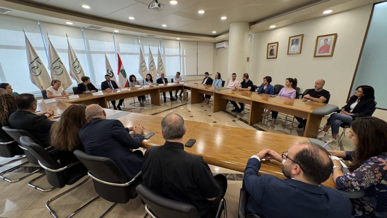 جامعة الحكمة تعزز شراكتها مع المركز الفرنسي وOeuvre d’Orient...
البروفسور نعمة: نعتز بهذه الصداقة ونسعى لفتح مجالات البحث العلمي أمام الطلاب