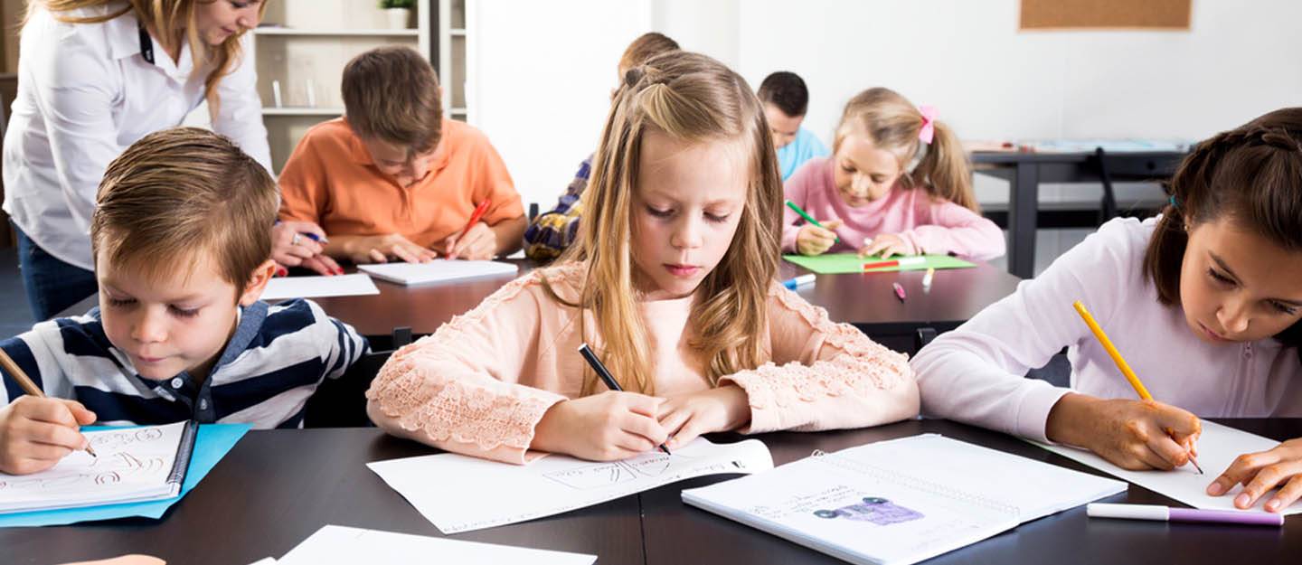 أزمة متعاقدي التّعليم مستمرّة