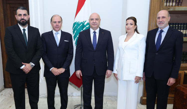 سعيد ومجلس هيئة الاسواق المالية

يقسمون اليمين امام رئيس الجمهورية