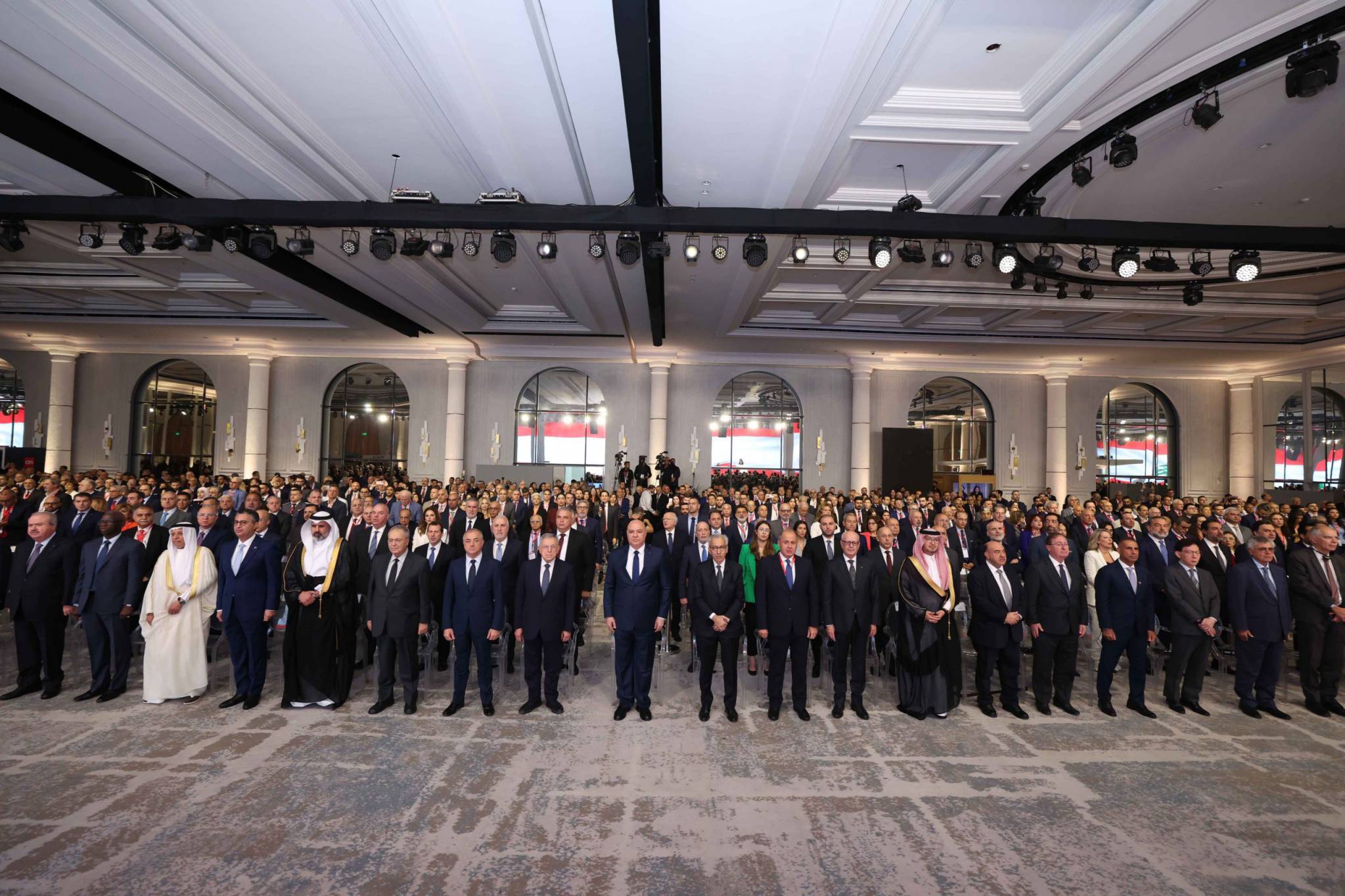 معايير واشنطن تتشدّد... وهيكل يرفض الانجرار إلى الصدام
«بيروت 1»: السعودية تعود... ولبنان أمام امتحان الإصلاح