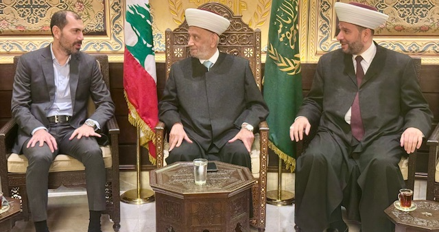 دريان بحث مع النائب الخير في المستجدات