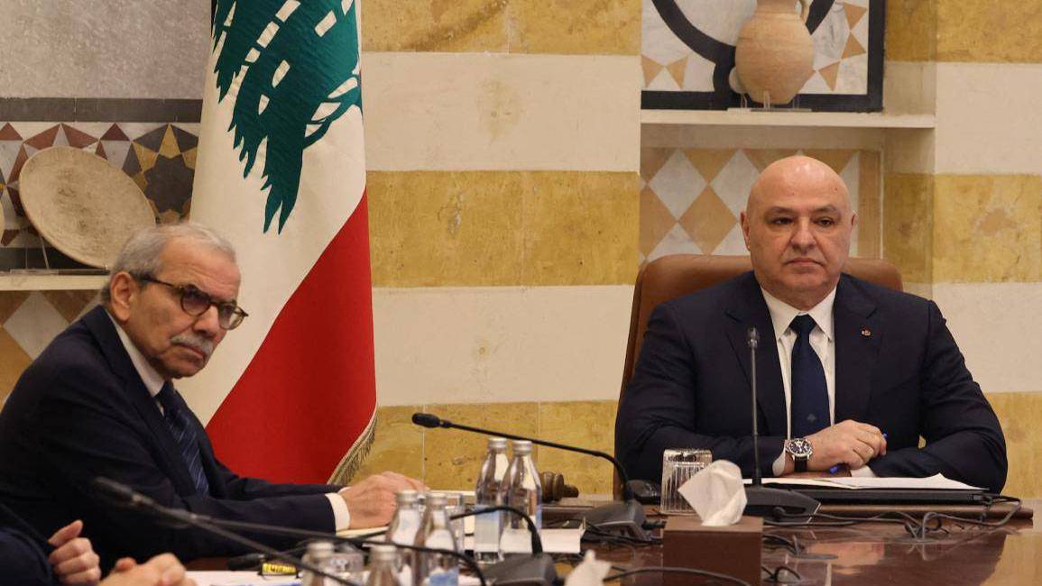 تمايز عون وسلام في ملف سلاح حزب الله... ما هي الخلفيات؟