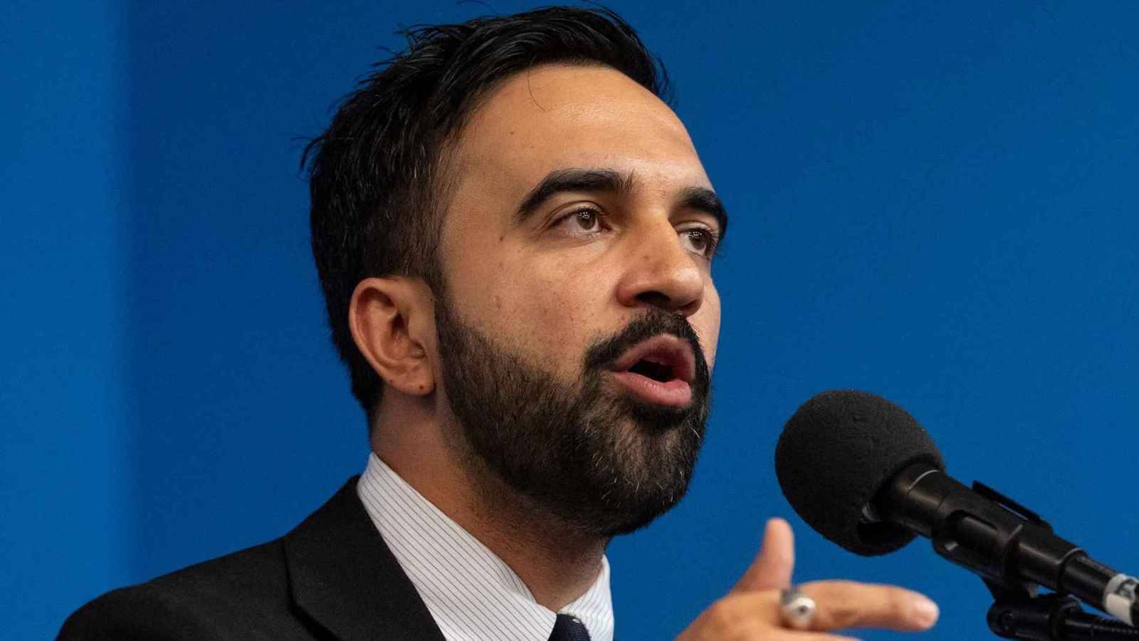 طهران تحتفي بانتخاب ممداني