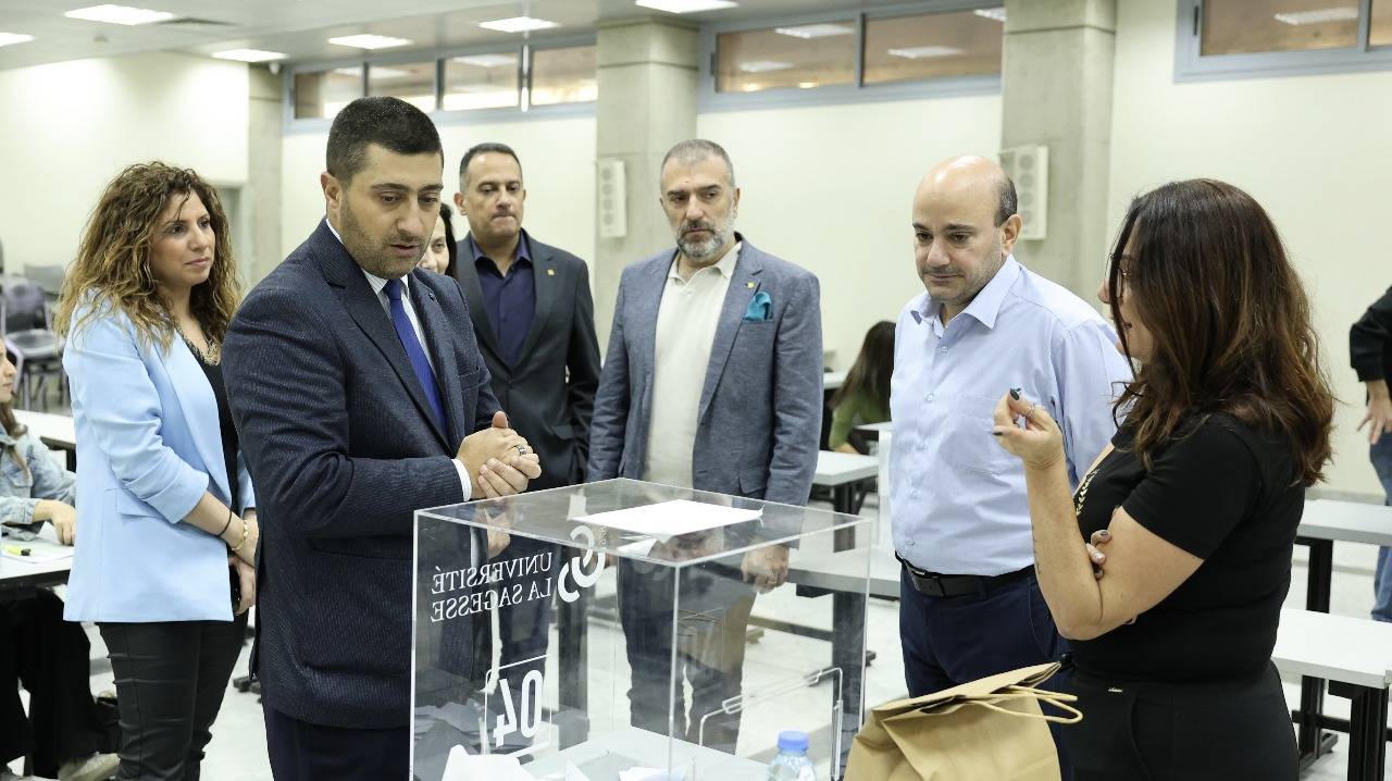 انتخابات الهيئة الطلابية في جامعة الحكمة... الرئيس نعمة: للإلتزام بالشروط المنصوص عنها في القانون