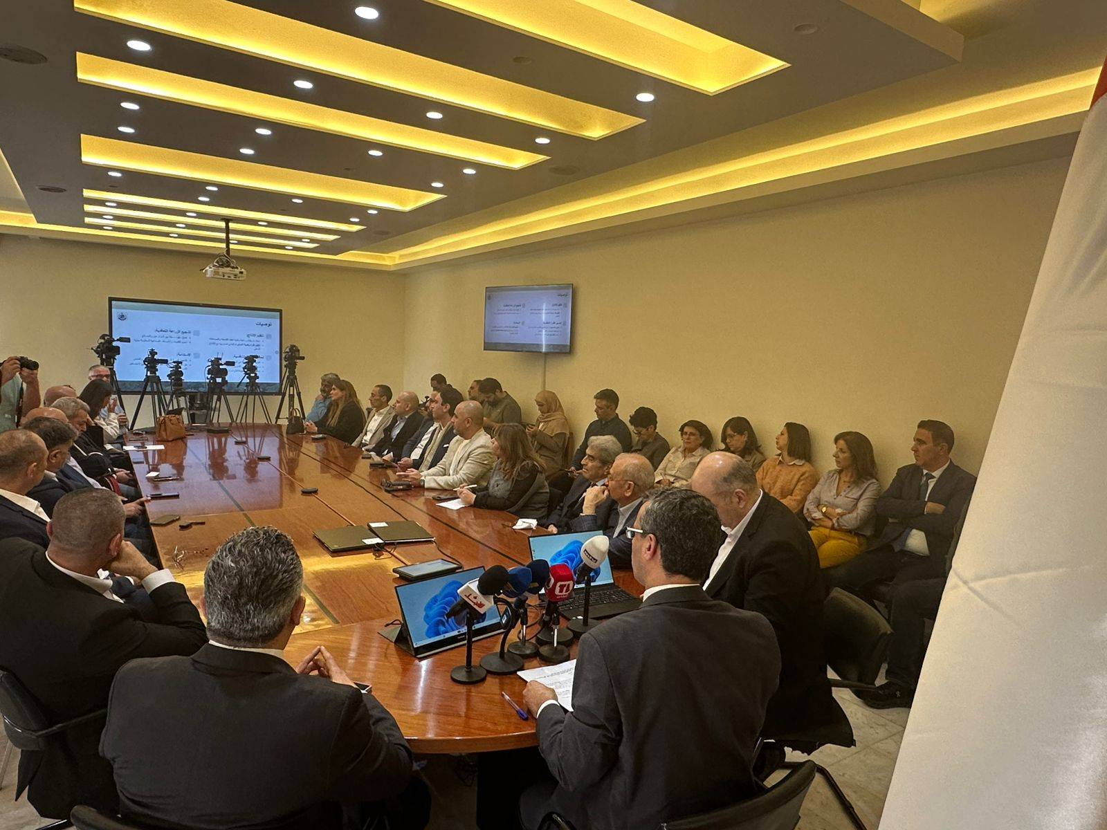 وزير الزراعة أطلق حملة لدعم مزارعي
البطاطا بالتعاون مع وزارة الإعلام