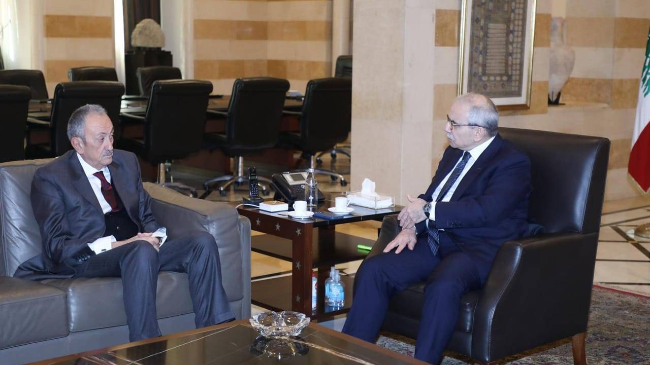 سلام اطّلع من كرم على نتائج اجتماع الميكانيزم