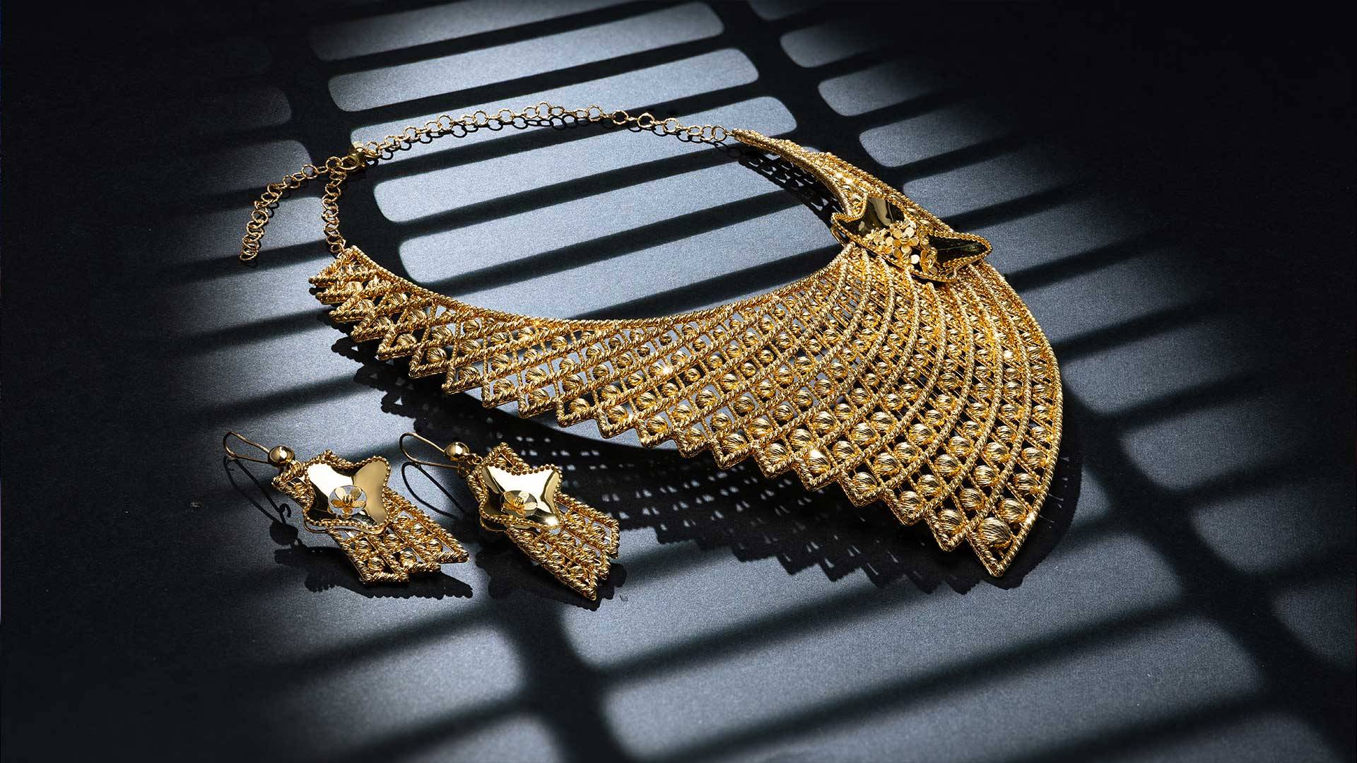 الذهب يخسر بريقه في الأسواق العربيّة