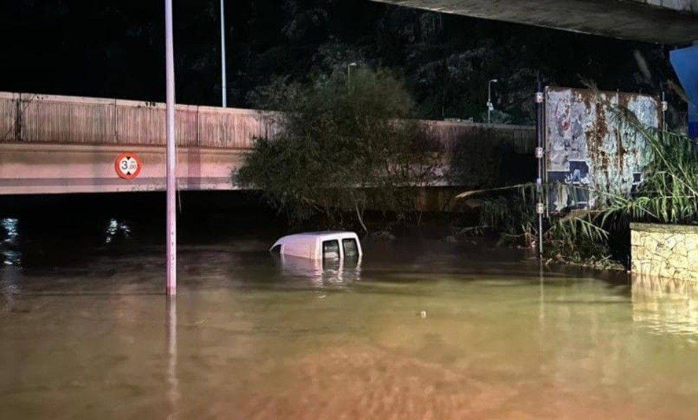 الأشغال والداخلية تحذّران من
رمي النفايات على الأوتوسترادات