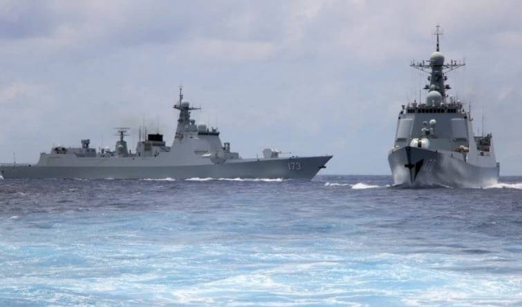 توتر في شرق آسيا: البحرية الصينية تتهم الطائرات اليابانية بتعطيل تدريباتها